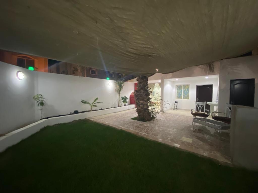 Apartamento Masaken Alkenan Yanbu Exterior foto