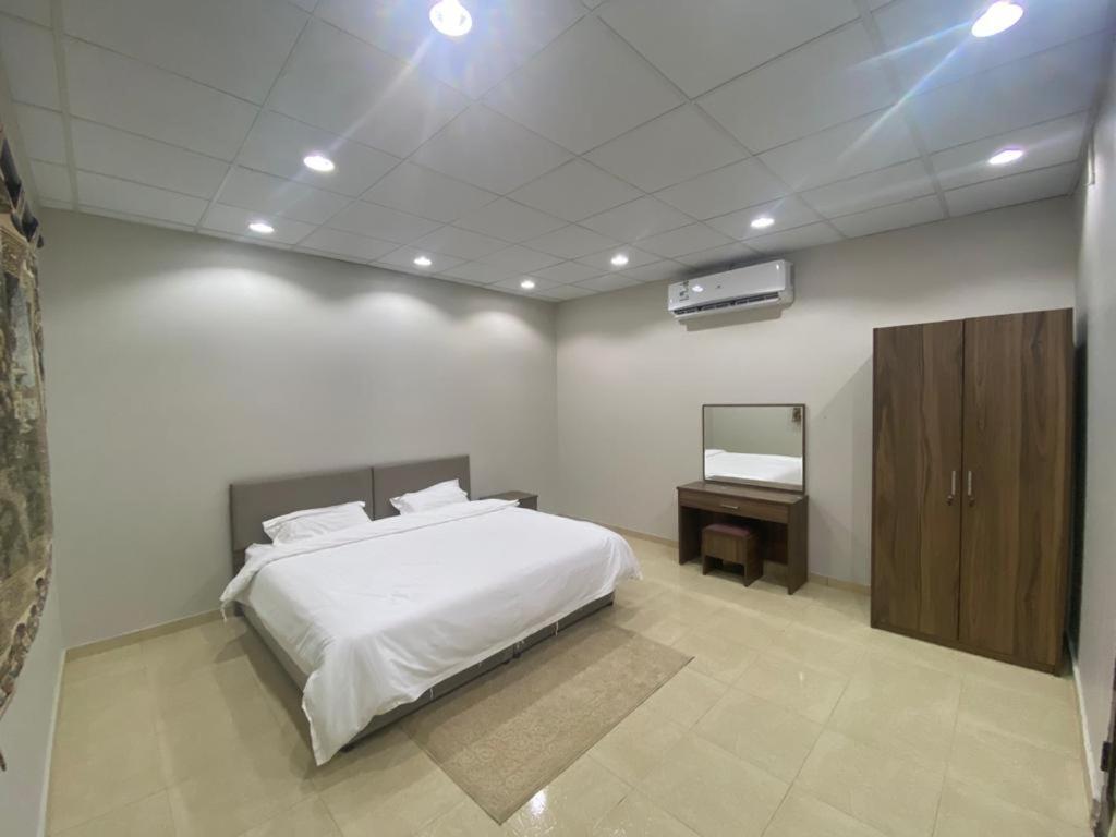 Apartamento Masaken Alkenan Yanbu Exterior foto