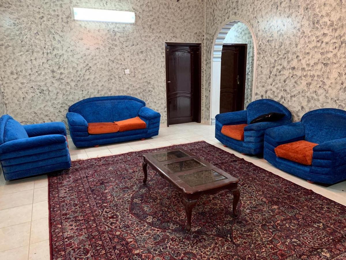Apartamento Masaken Alkenan Yanbu Exterior foto