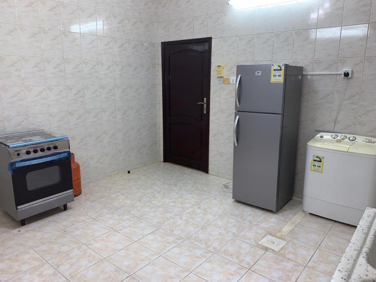Apartamento Masaken Alkenan Yanbu Exterior foto