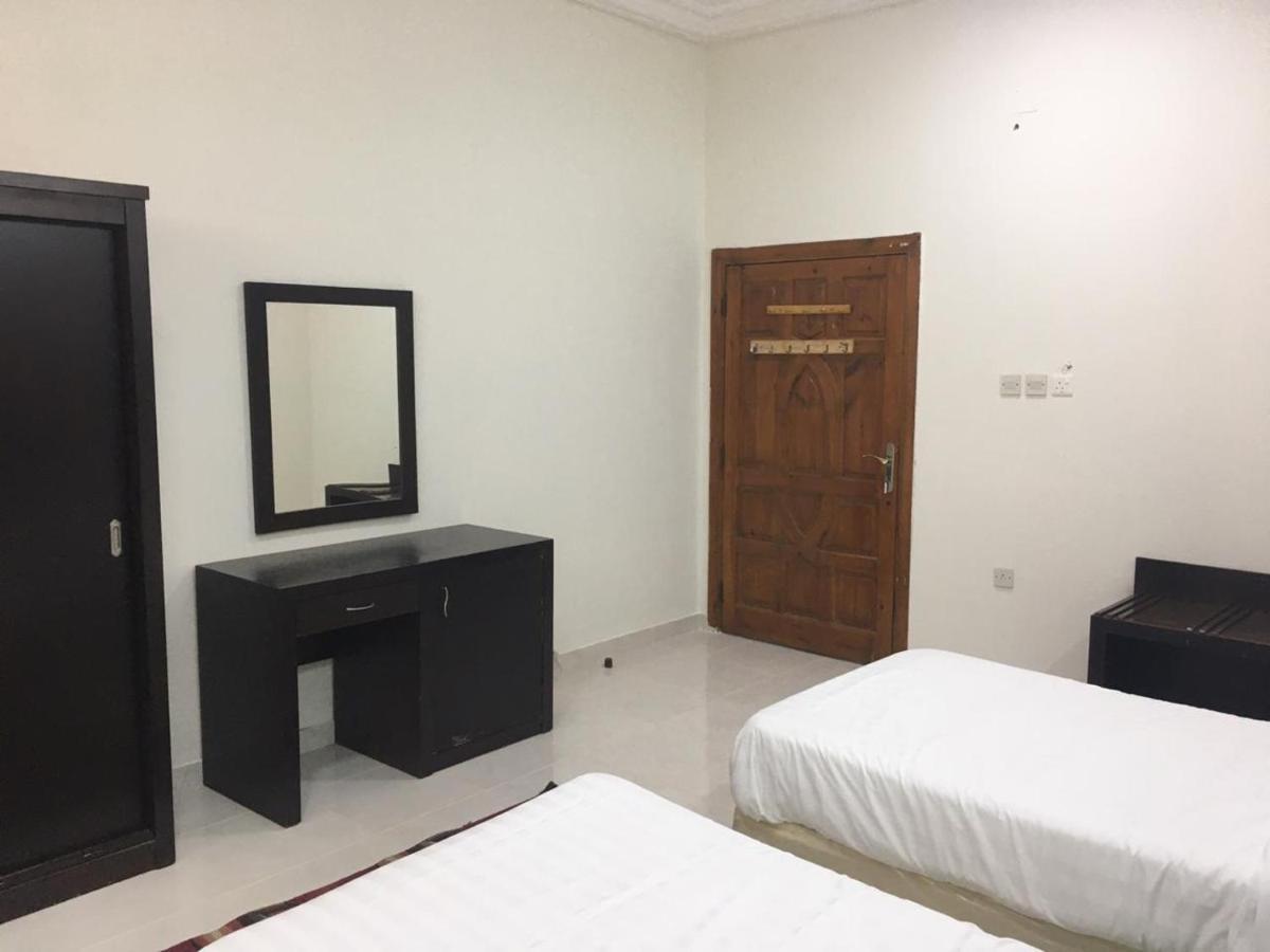Apartamento Masaken Alkenan Yanbu Exterior foto