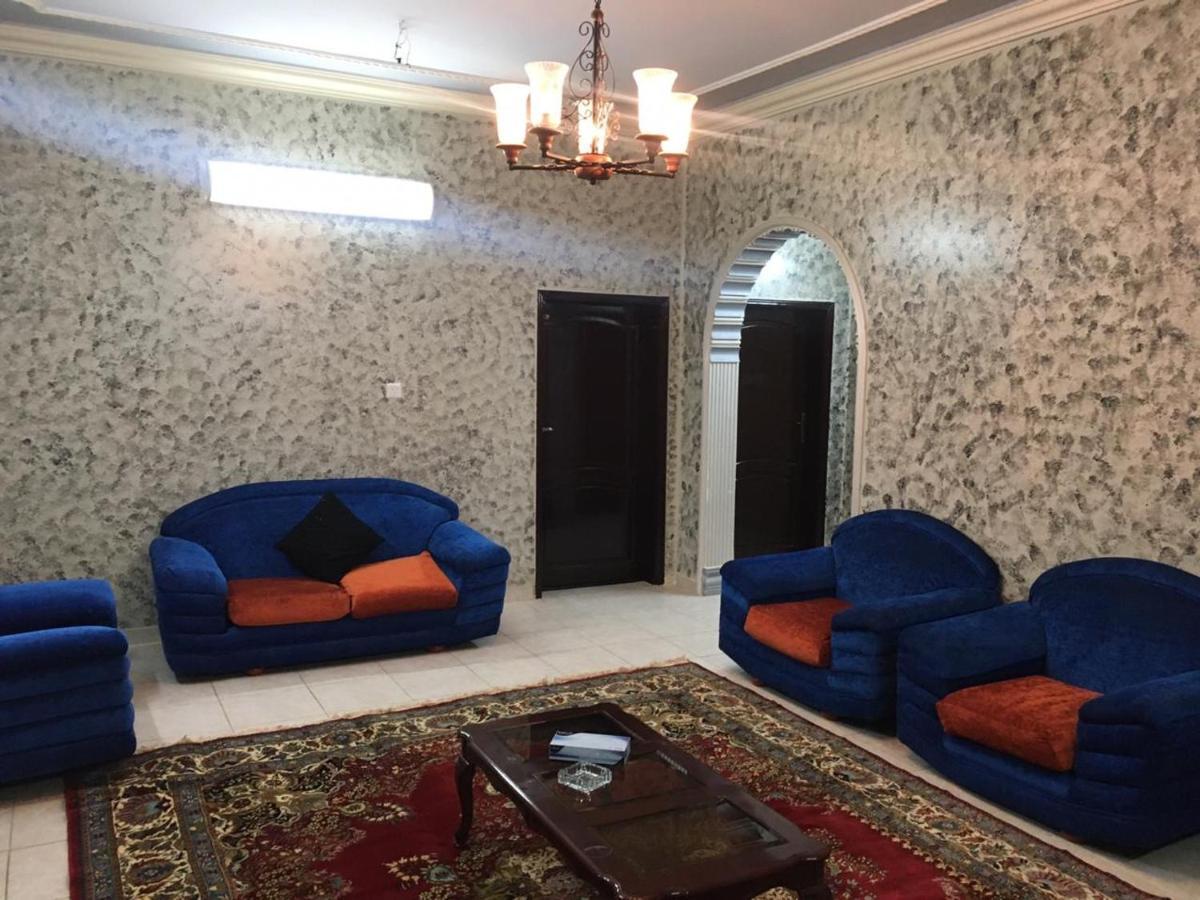Apartamento Masaken Alkenan Yanbu Exterior foto