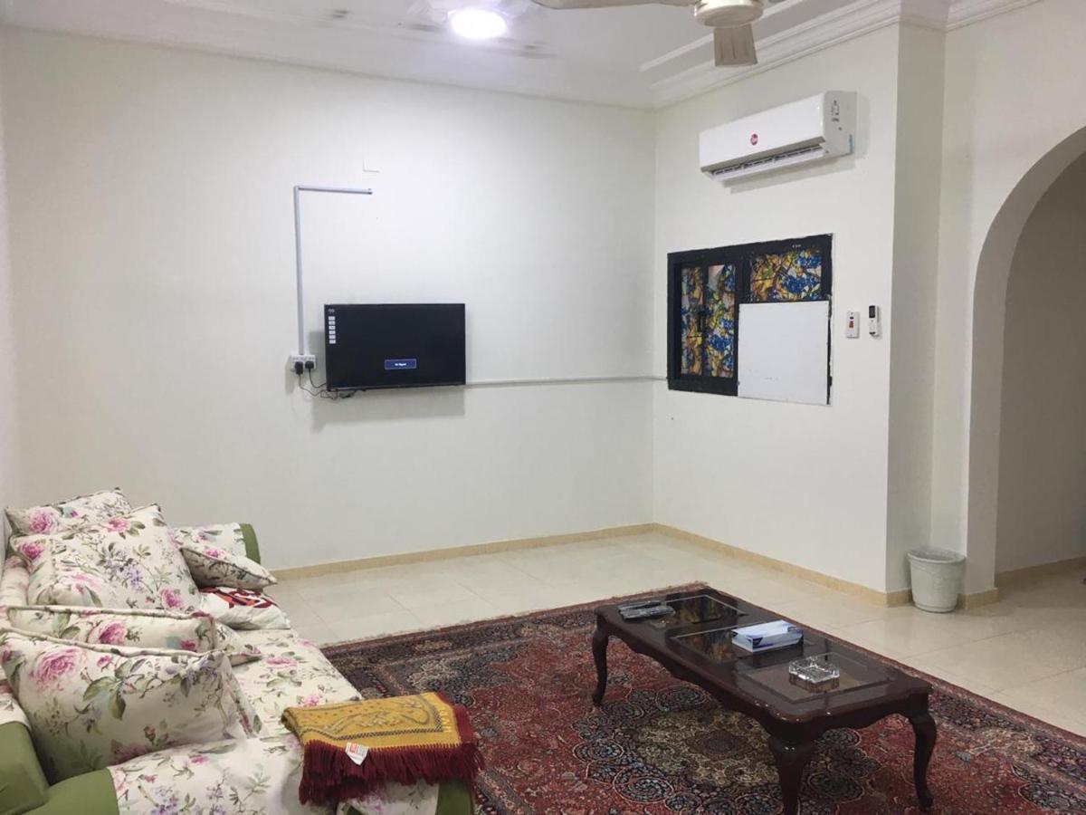 Apartamento Masaken Alkenan Yanbu Exterior foto
