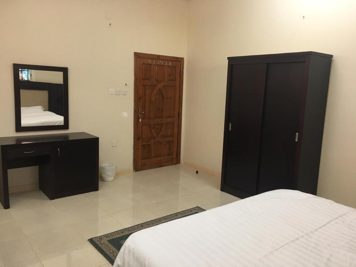 Apartamento Masaken Alkenan Yanbu Exterior foto