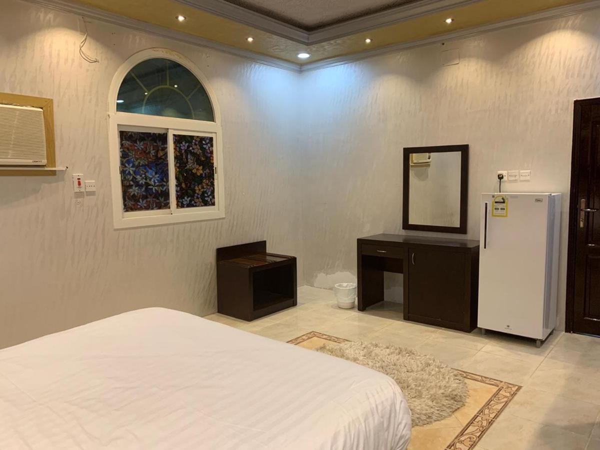 Apartamento Masaken Alkenan Yanbu Exterior foto
