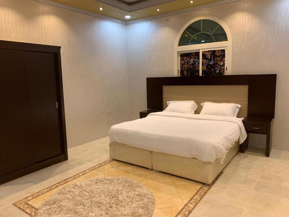 Apartamento Masaken Alkenan Yanbu Exterior foto