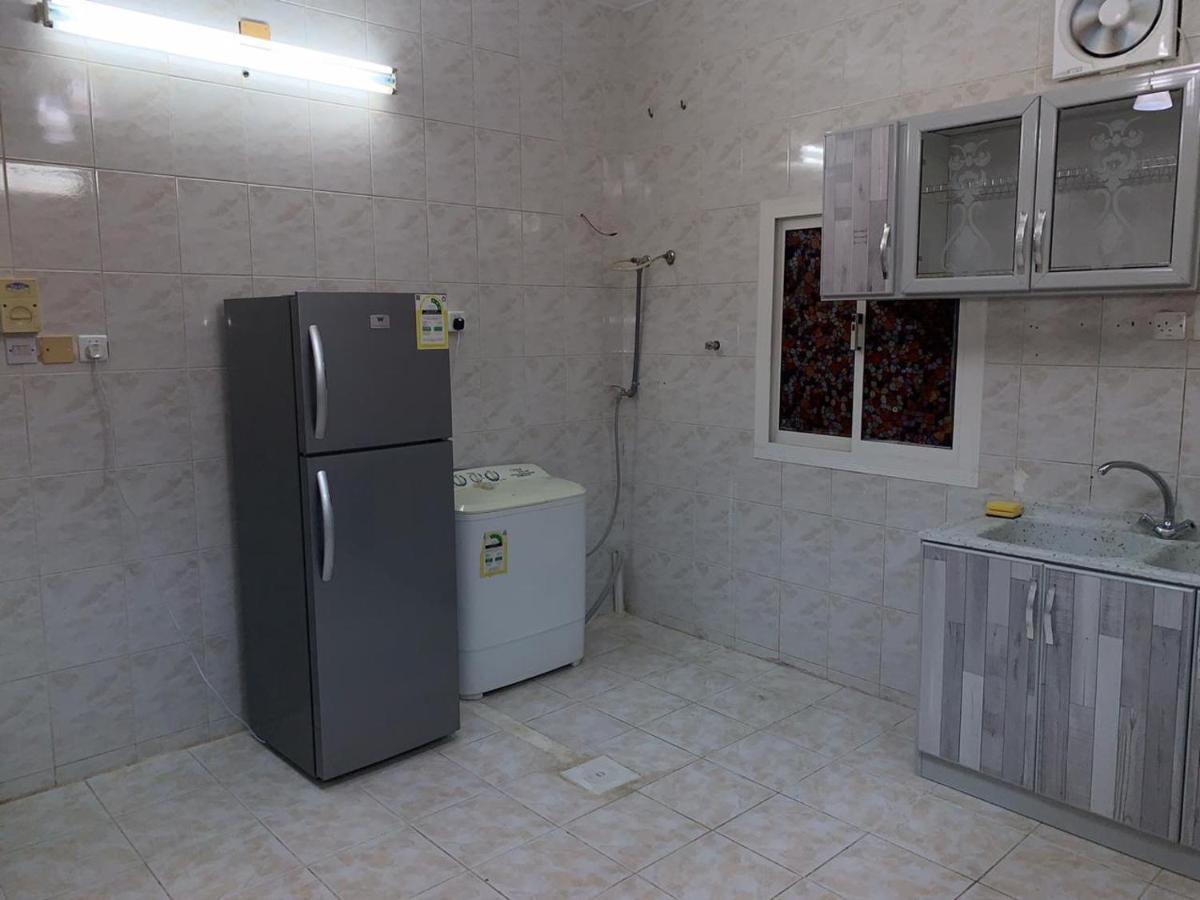 Apartamento Masaken Alkenan Yanbu Exterior foto