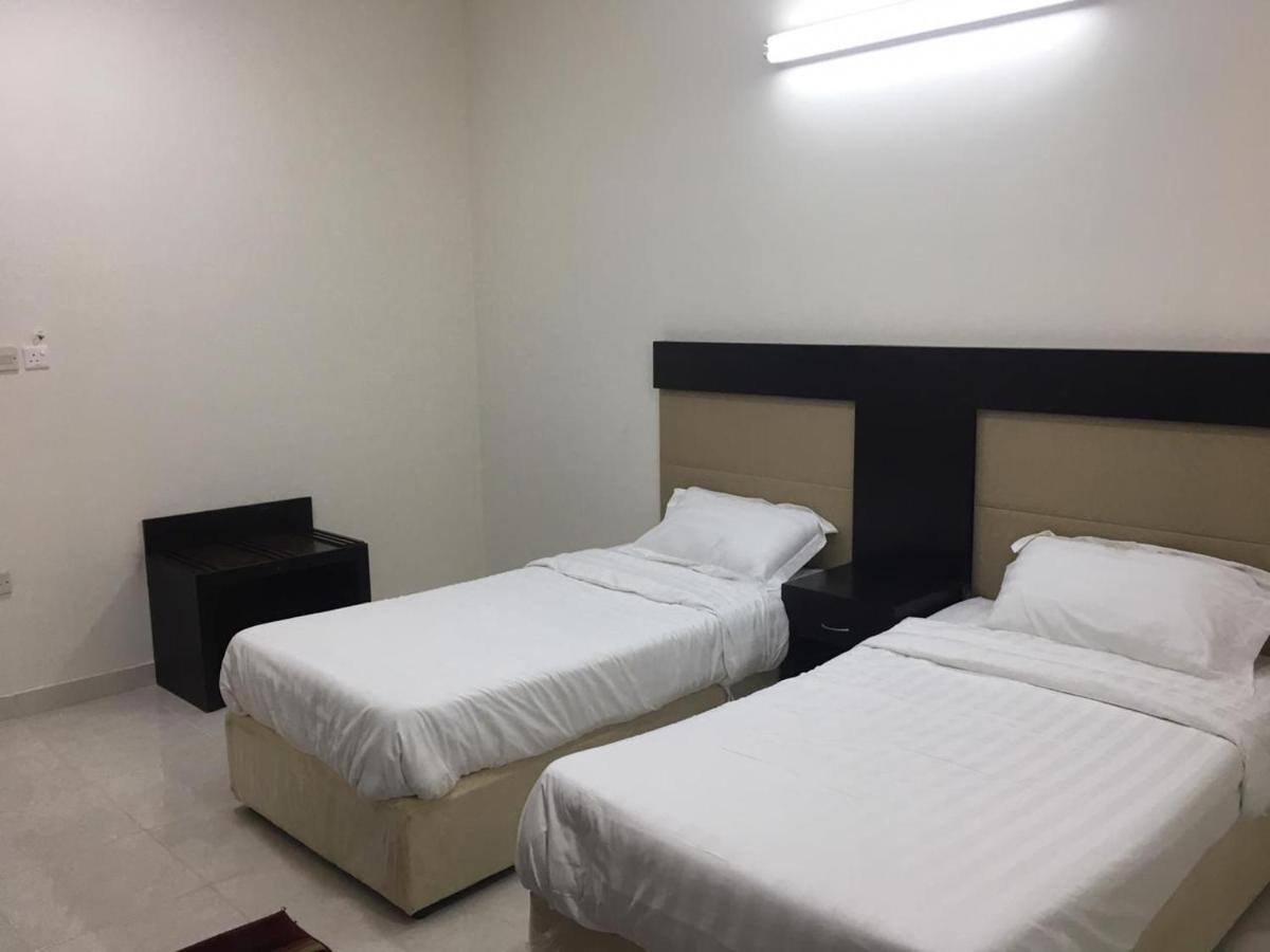 Apartamento Masaken Alkenan Yanbu Exterior foto