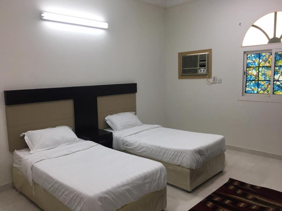Apartamento Masaken Alkenan Yanbu Exterior foto